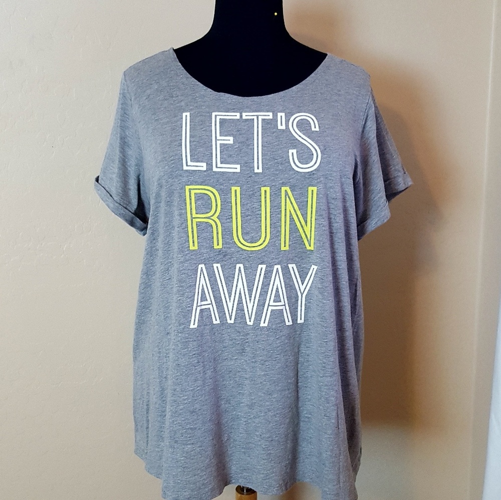 💜 Torrid Graphic Tee - Picture 1 of 5